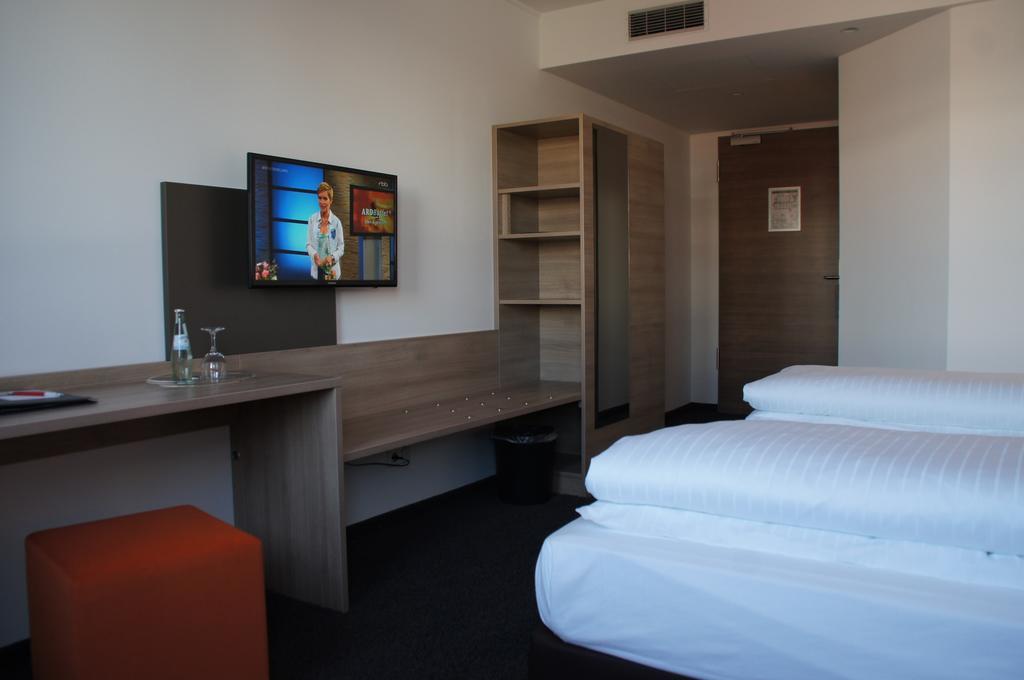 Euro Hotel Friedberg Zimmer foto
